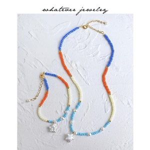 Set of 2 Dainty Necklace and Bracelet